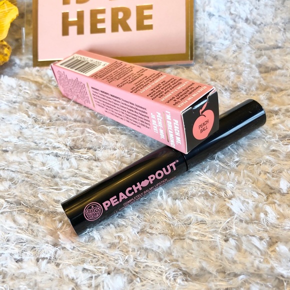 New w/tags PEACH POUT BALMY LIPSTICK “ peach Ball” - Picture 6 of 6